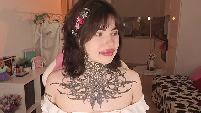 Eva Sonic online show from April 11, 2026, 3:14 am