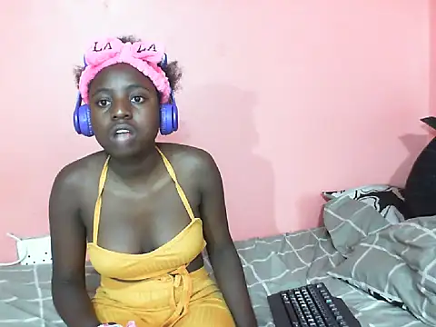 BlackPearl 19 online show from November 11, 2025, 3:07 pm