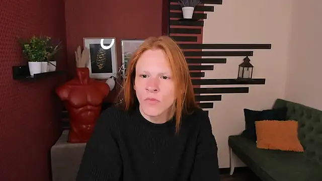 Snapshot of ChloeValentinee chatting on October 13, 2025, 9:22 am ChloeValentinee online show from October 13, 2025, 9:22 am