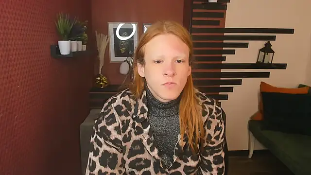 Snapshot of ChloeValentinee chatting on November 25, 2025, 12:38 pm ChloeValentinee online show from November 25, 2025, 12:38 pm