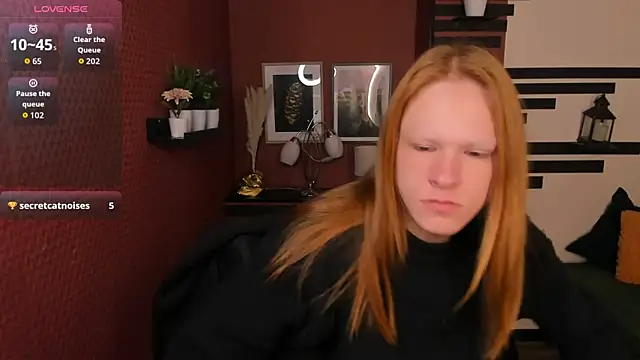 Snapshot of ChloeValentinee chatting on November 4, 2025, 12:09 pm ChloeValentinee online show from November 4, 2025, 12:09 pm