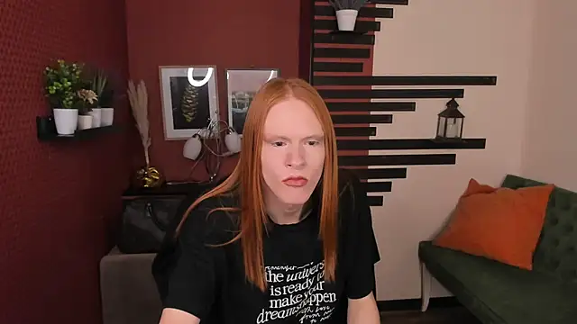 Snapshot of ChloeValentinee chatting on October 15, 2025, 11:29 am ChloeValentinee online show from October 15, 2025, 11:29 am