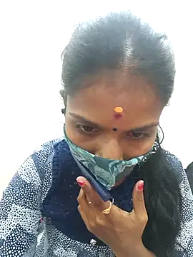 Tamil Yalini12 online show from October 26, 2025, 8:09 pm