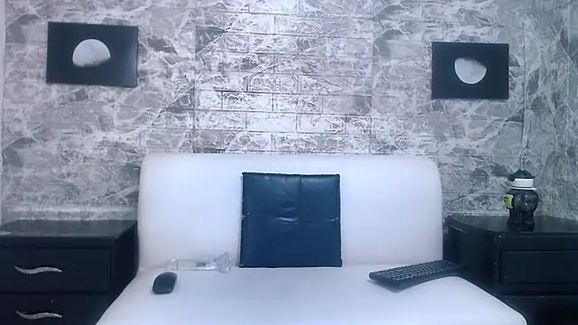 marcus hans  online show from October 13, 2025, 12:07 pm