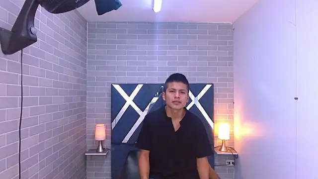 marcus hans  online show from November 13, 2025, 1:04 pm