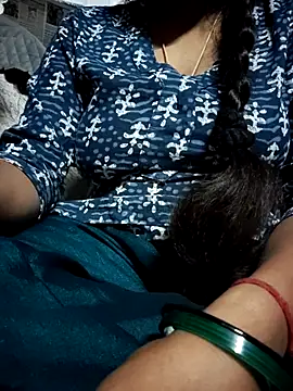 Hot karisma55 online show from December 21, 2025, 1:24 pm