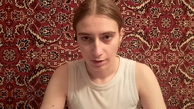 Snapshot of ivetabloom chatting on September 20, 2025, 5:29 pm ivetabloom online show from September 20, 2025, 5:29 pm