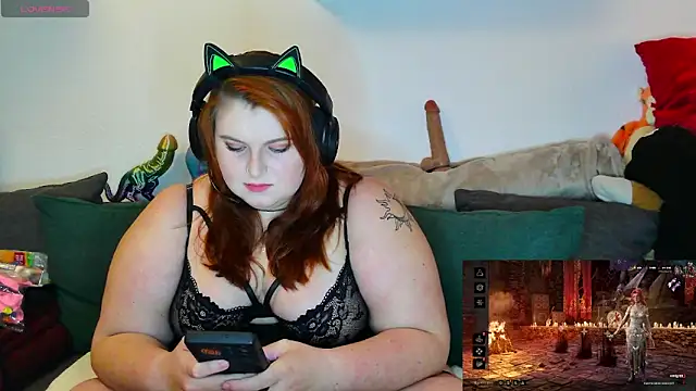 Chrissiosaurus online show from October 11, 2025, 8:10 pm