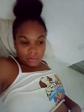 PrettahSantos online show from October 14, 2025, 3:34 pm