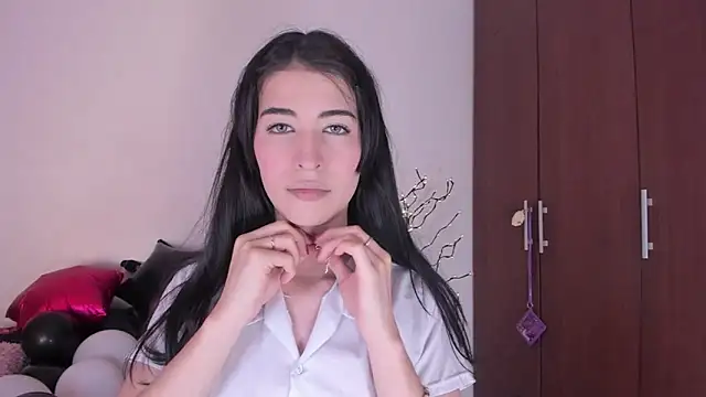 ScarlettRosetti online show from January 18, 2026, 1:42 am