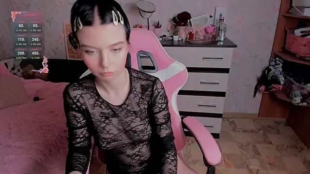 margopink online show from November 23, 2025, 1:48 am