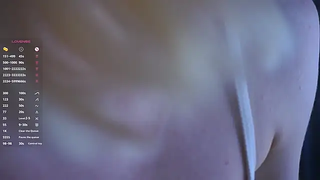 HoneyRay online show from November 12, 2025, 10:19 am