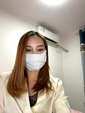 Snapshot of skys777 chatting on December 3, 2025, 11:53 am skys777 online show from December 3, 2025, 11:53 am