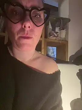 Reine du Vice84 online show from February 1, 2026, 8:56 am