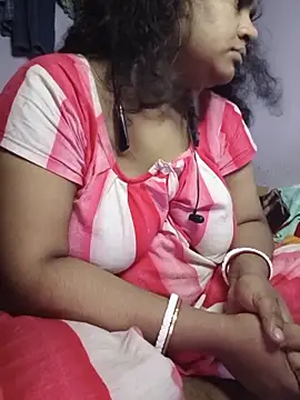 Deborbhavi222 online show from June 1, 2026, 5:34 pm