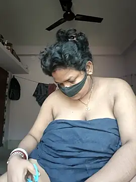 Deborbhavi222 online show from March 3, 2026, 10:44 am