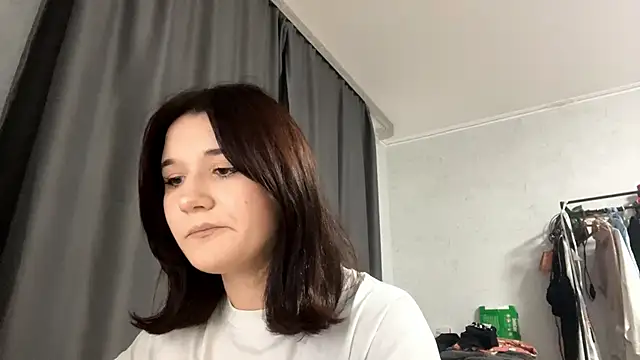 Nana Neko online show from October 3, 2025, 3:13 pm