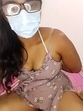 Snapshot of sexybolegirl chatting on February 22, 2026, 5:36 pm sexybolegirl online show from February 22, 2026, 5:36 pm