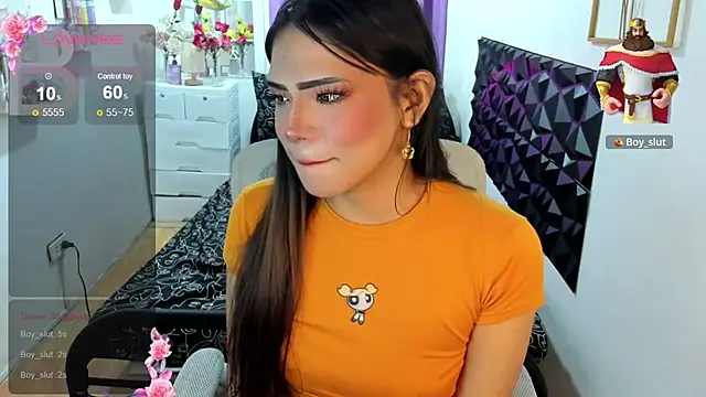 Snapshot of Lovely_naughtyLeii chatting on November 19, 2025, 5:46 pm Lovely naughtyLeii online show from November 19, 2025, 5:46 pm