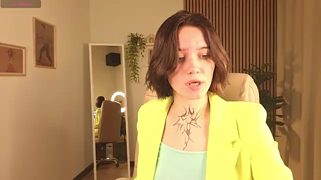 Elastikisss online show from October 10, 2025, 2:23 am