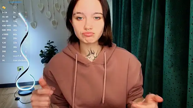 Elastikisss online show from November 28, 2025, 2:45 am