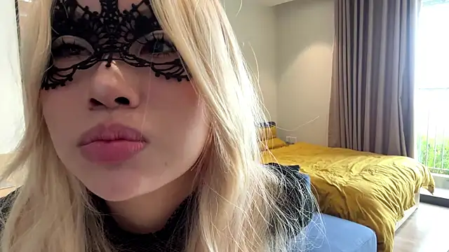 Kim Ryu online show from October 16, 2025, 1:14 am