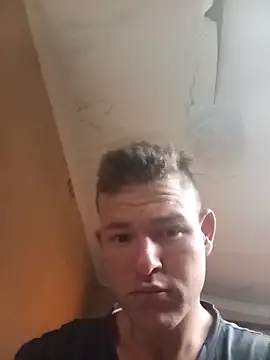 Snapshot of Cobusjrade12 chatting on November 8, 2025, 2:42 pm Cobusjrade12 online show from November 8, 2025, 2:42 pm