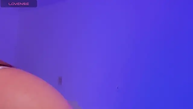 nicol gw7 online show from April 17, 2026, 2:25 am