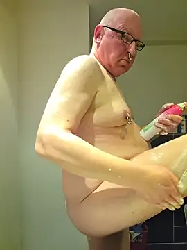 Snapshot of CgnWolf chatting on February 25, 2026, 8:08 pm CgnWolf online show from February 25, 2026, 8:08 pm