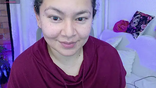 Chubby Licius online show from April 7, 2026, 3:08 am