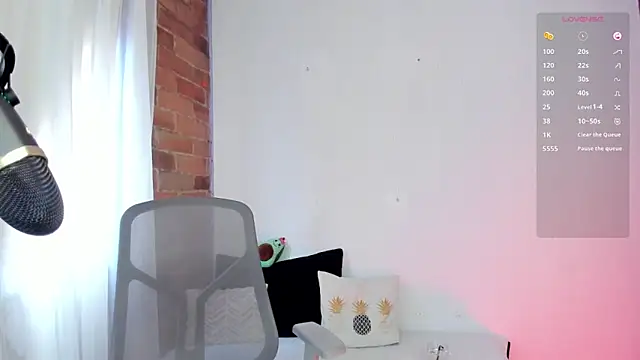 Snapshot of Chubby_Licius chatting on March 1, 2026, 6:52 pm Chubby Licius online show from March 1, 2026, 6:52 pm