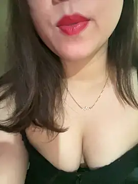 Lusi-sexy online show from March 12, 2026, 1:33 am