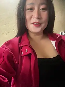 Snapshot of violet-00 chatting on February 28, 2026, 1:38 am violet-00 online show from February 28, 2026, 1:38 am