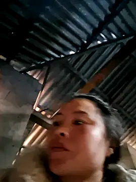 xuxulovezz online show from February 10, 2026, 3:49 am