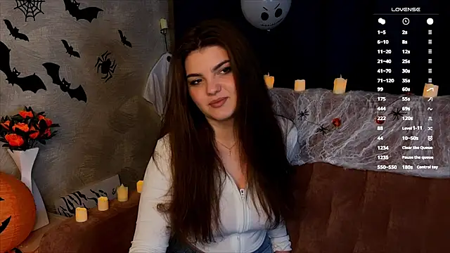 Snapshot of StephanieeMiller chatting on October 26, 2025, 11:38 pm StephanieeMiller online show from October 26, 2025, 11:38 pm