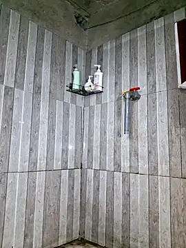 helenzz online show from November 10, 2025, 10:48 pm