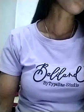 abigail-00 online show from November 15, 2025, 11:36 am