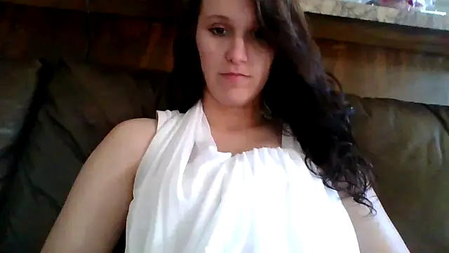 brunettebabexo3 online show from March 13, 2026, 9:20 pm