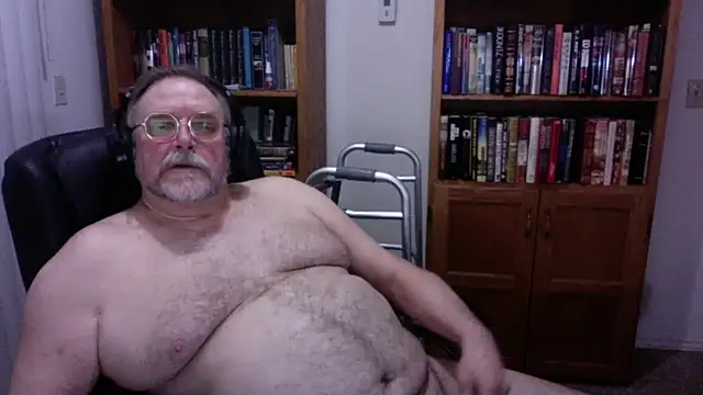 Vinyl22xh online show from March 31, 2026, 3:30 am