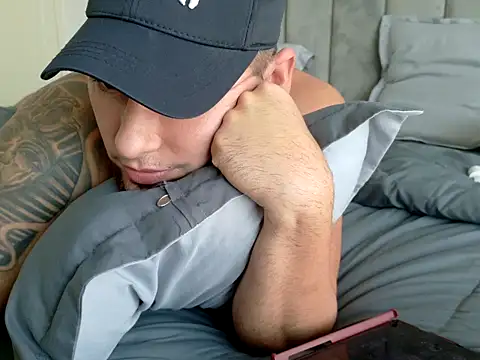 Snapshot of maximus888A chatting on October 10, 2025, 12:39 pm maximus888A online show from October 10, 2025, 12:39 pm