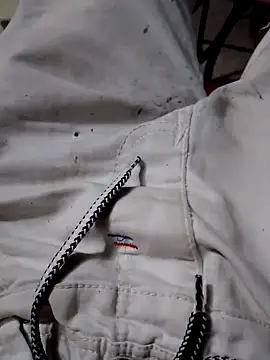 SALCEDO 041198 online show from November 28, 2025, 2:45 am