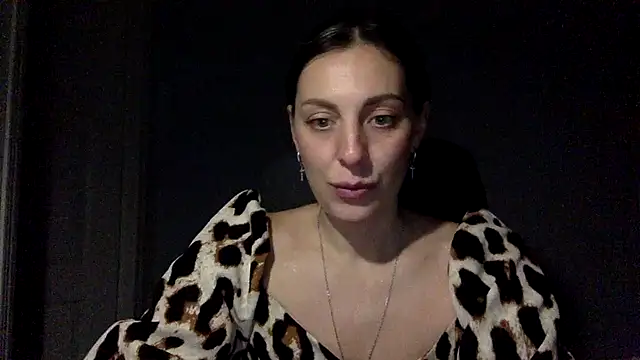 Myronell online show from October 27, 2025, 6:42 pm