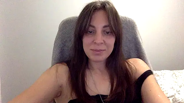 Myronell online show from November 3, 2025, 3:37 pm