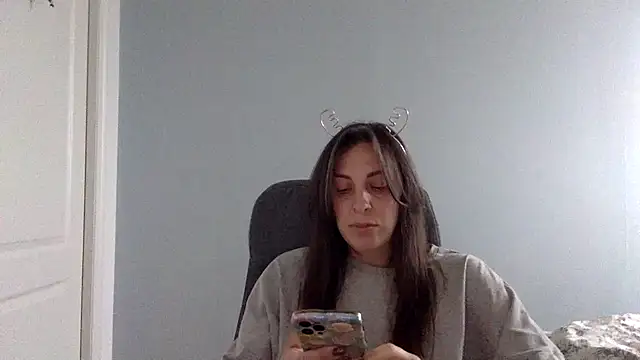 Myronell online show from October 4, 2025, 10:39 am