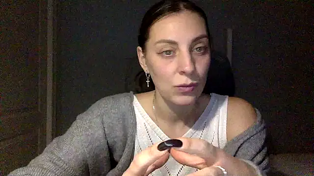 Myronell online show from November 11, 2025, 5:08 pm