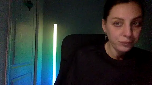 Myronell online show from October 28, 2025, 4:50 pm