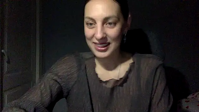 Myronell online show from October 15, 2025, 5:32 pm