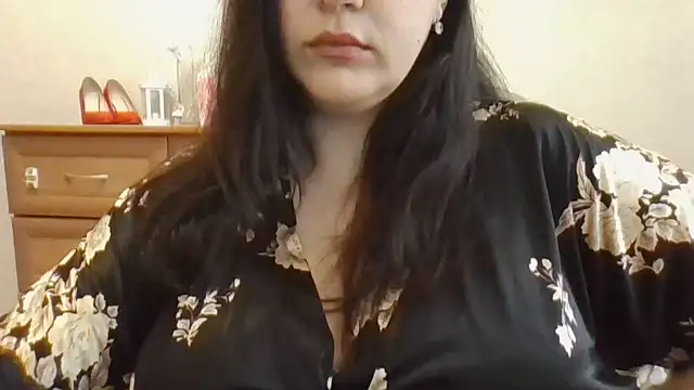 Feymaria online show from November 12, 2025, 6:28 am