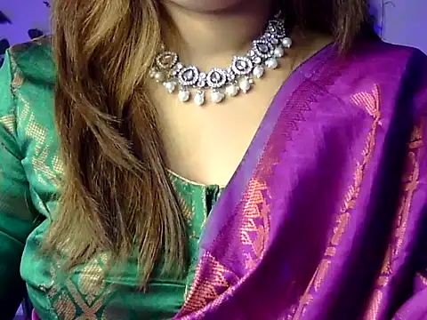 Snapshot of Aaliya02 chatting on February 9, 2026, 3:15 am Aaliya02 online show from February 9, 2026, 3:15 am