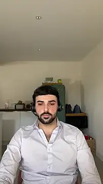 eauminerale online show from March 23, 2026, 9:42 am